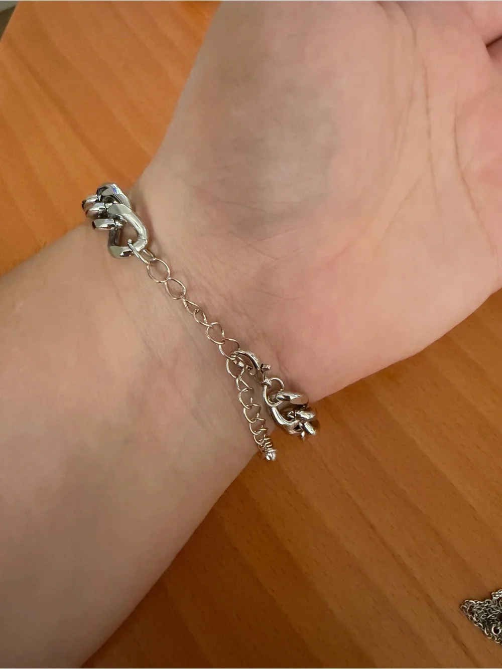 Men's Silver Cuban Link Bracelet - Classic Chain Accessory - Lightweight